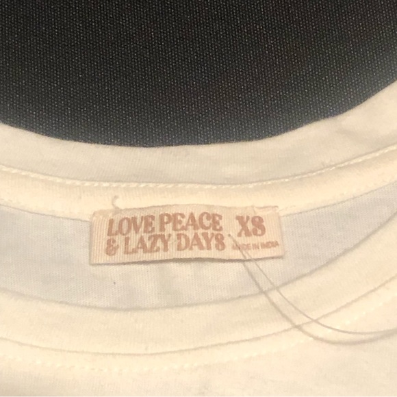 Love Peace and Lazy Days fringe shirt - Picture 3 of 5